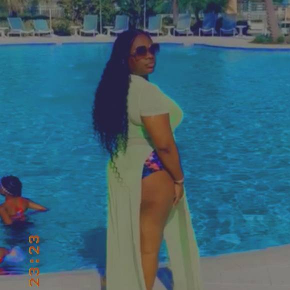 ladiiyoung11